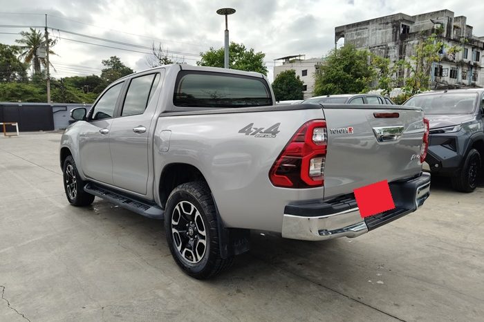 REVO 4WD 2020 2.4 MID MT DOUBLE CAB SILVER  5400 full