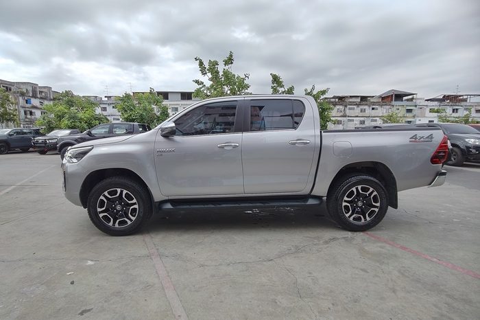 REVO 4WD 2021 2.8 HIGHT AT DOUBLE CAB SILVER  3112 full
