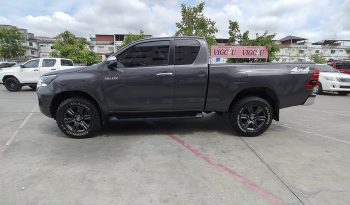 REVO 4WD 2022 2.4 MID MT SMART CAB DARK GREY  9433 full
