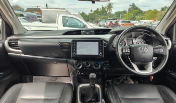 REVO 4WD 2022 2.4 MID MT SMART CAB DARK GREY  9433 full