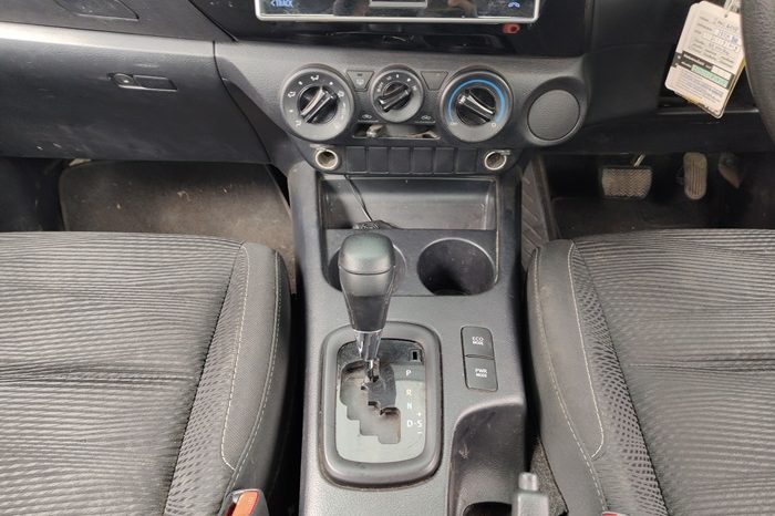 REVO 2WD 2019 2.4 ENTRY AT SMART CAB WHITE  4568 full