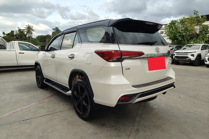 TOYOTA 4WD 2018 2.8V AT FORTUNER WHITE  5729 full