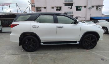 TOYOTA 4WD 2018 2.8V AT FORTUNER WHITE  5729 full