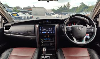 TOYOTA 4WD 2018 2.8V AT FORTUNER WHITE  5729 full