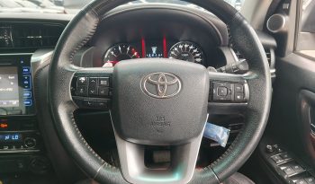 TOYOTA 4WD 2018 2.8V AT FORTUNER WHITE  5729 full