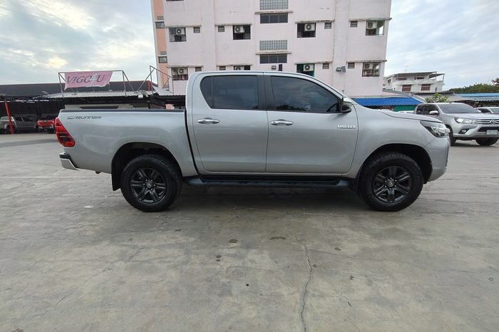 REVO PRE 2020 2.4 ENTRY AT DOUBLE CAB SILVER  3207 full