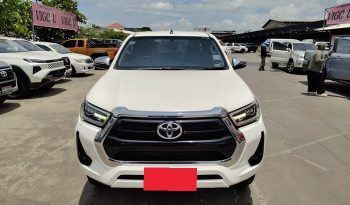 REVO 4WD 2022 2.4 MID MT DOUBLE CAB WHITE  4438 full