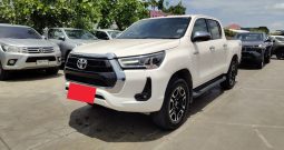 REVO 4WD 2022 2.4 MID MT DOUBLE CAB WHITE  4438