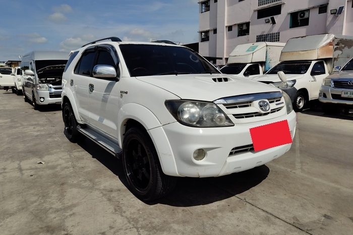 TOYOTA 4WD 2008 3.0V AT FORTUNER WHITE  846 full