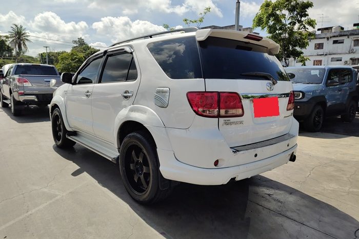 TOYOTA 4WD 2008 3.0V AT FORTUNER WHITE  846 full