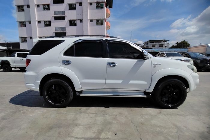 TOYOTA 4WD 2008 3.0V AT FORTUNER WHITE  846 full