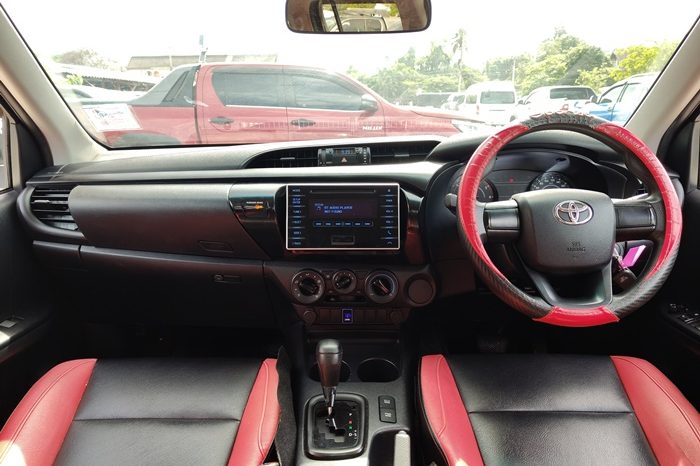 REVO 2WD 2019 2.4J AT DOUBLE CAB BLACK  5863 full