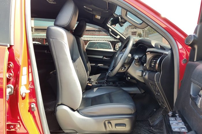 ROCCO PRE 2023 2.4 HIGHT AT DOUBLE CAB RED  1829 full