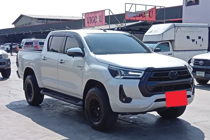 REVO 4WD 2021 2.8 HIGHT AT DOUBLE CAB WHITE  9751 full