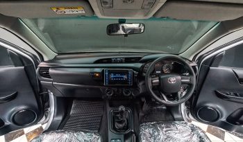 REVO 2WD 2018 2.4J MT SMART CAB SILVER  1144 full