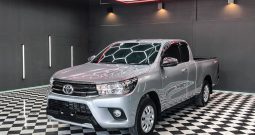 REVO 2WD 2018 2.4J MT SMART CAB SILVER  1144