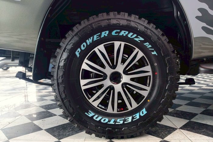 REVO 2WD 2018 2.4 ENTRY MT STANDARD BRONZE 1439 full