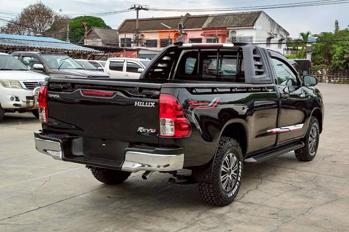 REVO 2WD 2018 2.4J MT STANDARD BLACK  1455 full