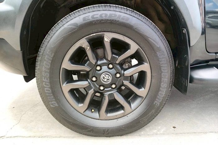 ROCCO 4WD 2022 2.8 HIGHT AT SMART CAB BLACK  1576 full