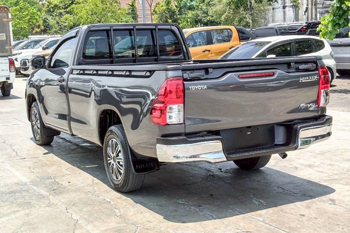 REVO 2WD 2021 2.4 ENTRY MT STANDARD DARK GREY  1819 full