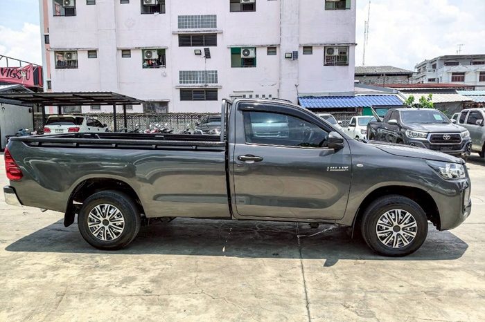 REVO 2WD 2021 2.4 ENTRY MT STANDARD DARK GREY  1819 full