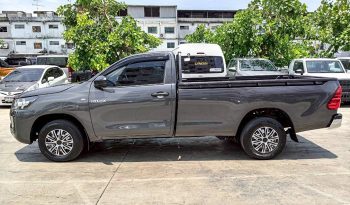 REVO 2WD 2021 2.4 ENTRY MT STANDARD DARK GREY  1819 full