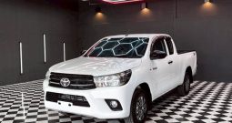 REVO 2WD 2018 2.4J MT SMART CAB WHITE  1900