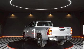 REVO 4WD 2020 2.4 MID MT SMART CAB SILVER  2607 full