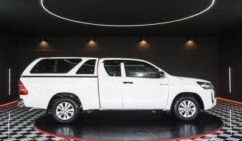 REVO 2WD 2020 2.4 MID AT SMART CAB WHITE  3203 full