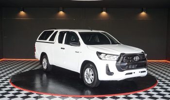 REVO 2WD 2020 2.4 MID AT SMART CAB WHITE  3203 full