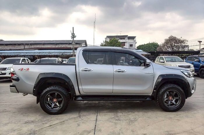 REVO 4WD 2015 2.8G MT DOUBLE CAB SILVER  322 full