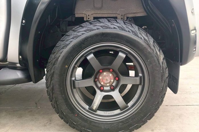 REVO 4WD 2015 2.8G MT DOUBLE CAB SILVER  322 full