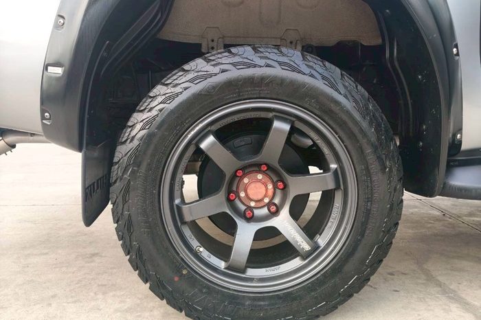 REVO 4WD 2015 2.8G MT DOUBLE CAB SILVER  322 full