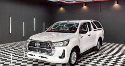 REVO 2WD 2023 2.4 ENTRY AT SMART CAB WHITE  427