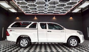 REVO 2WD 2023 2.4 ENTRY AT SMART CAB WHITE  427 full