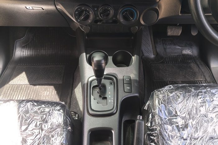 REVO 2WD 2022 2.4 ENTRY AT SMART CAB BLACK  4533 full