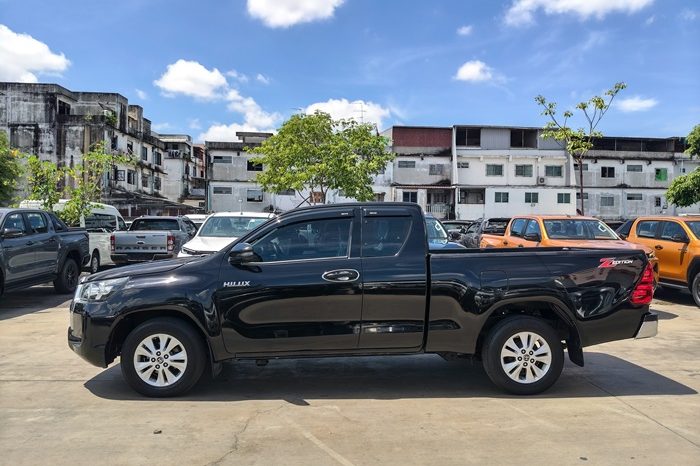 REVO 2WD 2022 2.4 ENTRY AT SMART CAB BLACK  4533 full