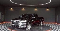 REVO 2WD 2022 2.4 ENTRY AT SMART CAB BLACK  4533