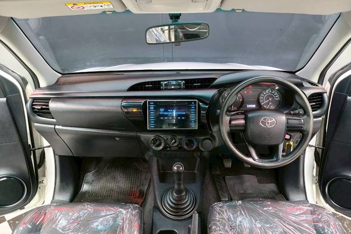 REVO 2WD 2019 2.4E MT SMART CAB WHITE  489 full