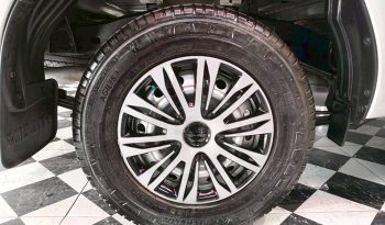 REVO 2WD 2019 2.4E MT SMART CAB WHITE  489 full