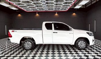 REVO 2WD 2019 2.4E MT SMART CAB WHITE  489 full
