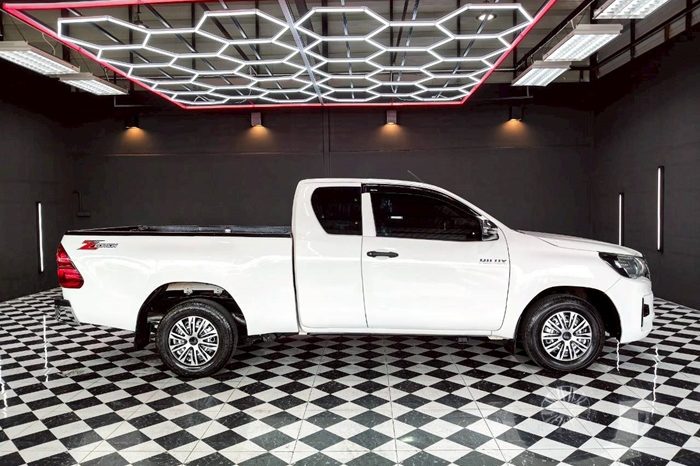 REVO 2WD 2019 2.4E MT SMART CAB WHITE  489 full