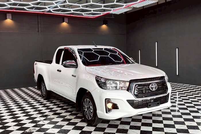 REVO 2WD 2019 2.4E MT SMART CAB WHITE  489 full