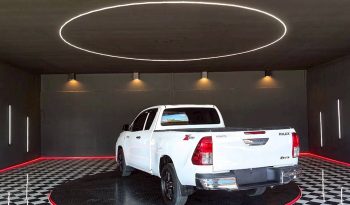REVO 2WD 2017 2.4J MT SMART CAB WHITE  5372 full