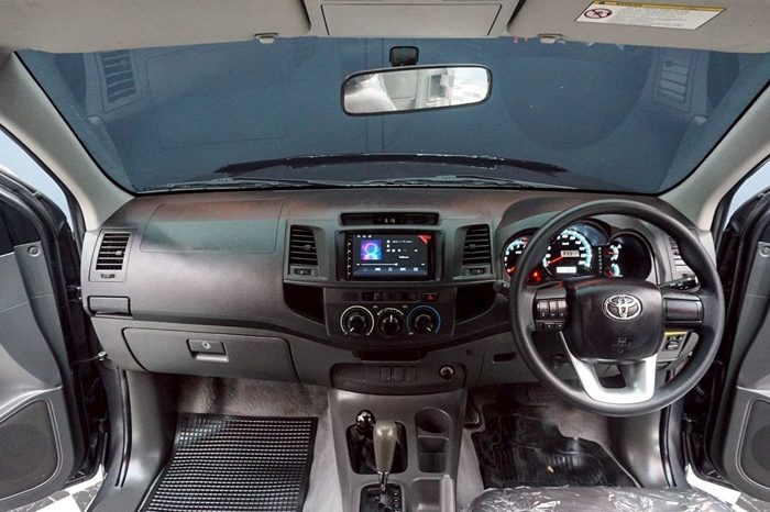 VIGO 4WD 2015 2.7J AT SMART CAB DARK GREY  5608 full