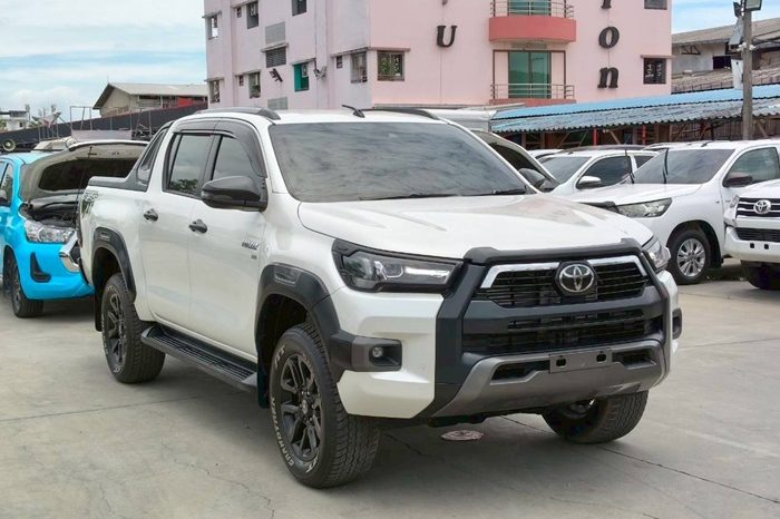 ROCCO 4WD 2021 2.8G AT DOUBLE CAB WHITE  5639 full