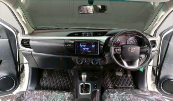 REVO PRE 2020 2.4E AT DOUBLE CAB WHITE  580 full