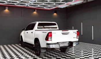 REVO PRE 2020 2.4E AT DOUBLE CAB WHITE  580 full
