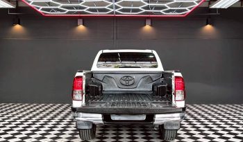 REVO PRE 2020 2.4E AT DOUBLE CAB WHITE  580 full
