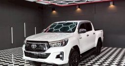 REVO PRE 2020 2.4E AT DOUBLE CAB WHITE  580